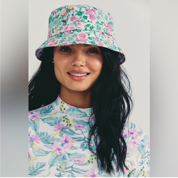 LoveShackFancyxHurley Floral Printed Bucket Hat NWOT - Picture 2 of 9
